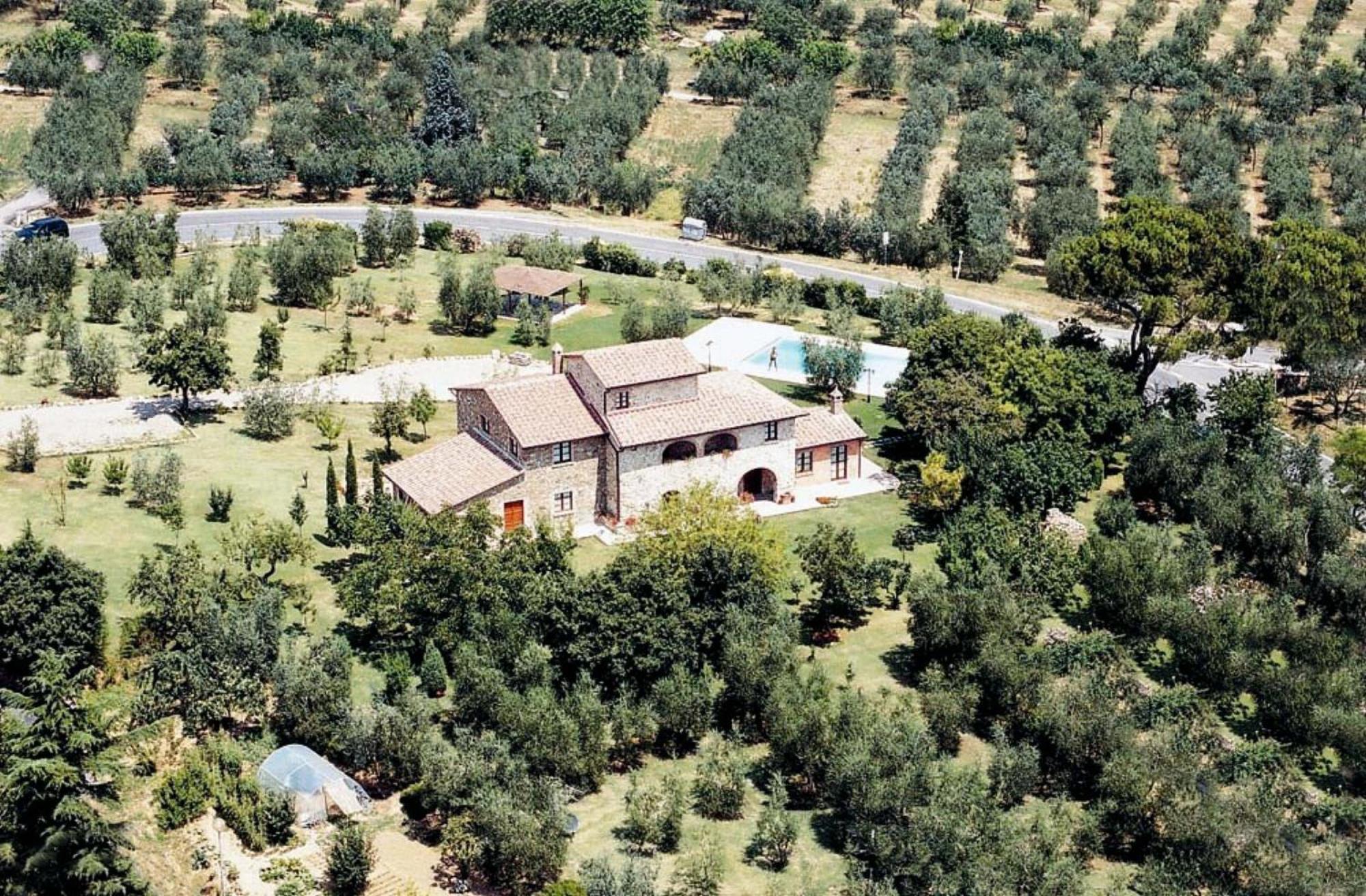 Le Caselle 3* Lucignano