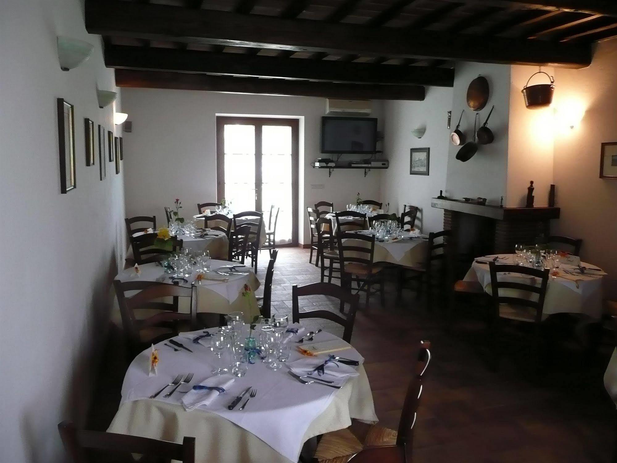 Couette-café Le Caselle 3*